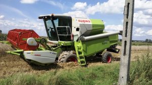 Claas Avero 160