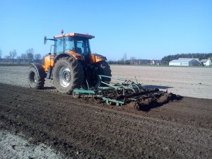 Renault Ares 826 rz , Agregat uprawowy