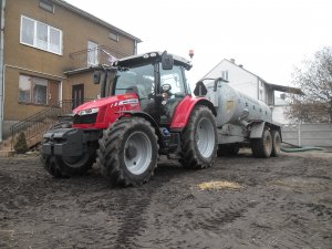 Massey Ferguson 5611 i Joskin modulo2 10000l