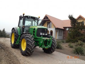 John Deere 6630