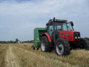 Massey Ferguson 6260 + John Deere 590