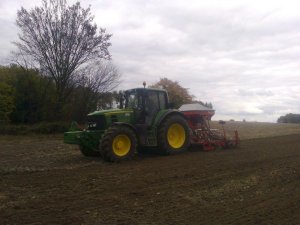 John Deere 6930