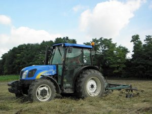 New Holland T4020 + Pająk