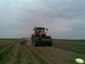 Massey Ferguson 7499