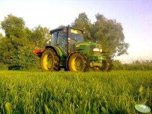 John Deere 5080R + Vicon Rota Flow RO-C