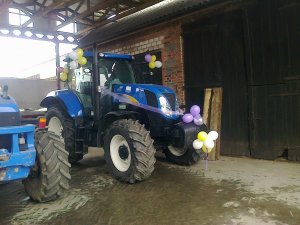 New Holland T6050 Power Command