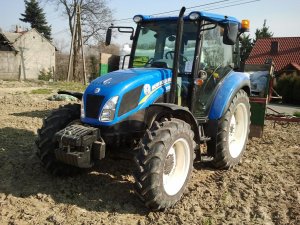 New Holland td5.65 + lejek