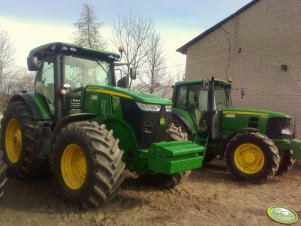 John Deere 7215R i 6630