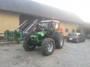 Deutz-Fahr Agrofarm 430 G GS + Stoll Profiline FZ 10