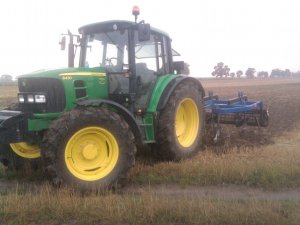 John Deere 6430