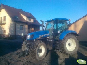 New Holland T6.165