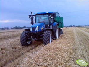 New Holland T6050