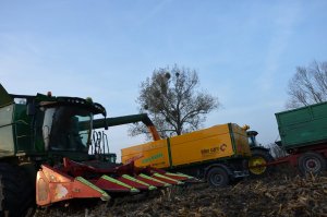 John Deere S660