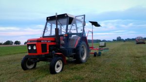 Zetor 5211 + Kverneland Taarup 9043