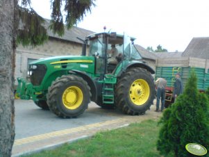 John Deere 7730