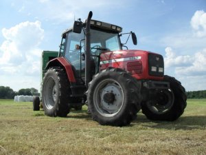 Massey Ferguson 6260 + John Deere 590