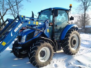 New Holland T4.65