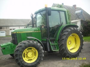 John Deere 6400