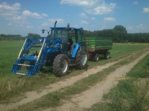 New Holland L75+IT1600 + Pronar