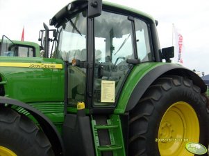 John Deere 6630