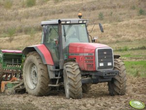 Massey Ferguson 8150 + agregat uprawowo siewny 3m