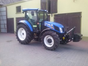 New Holland TD5.105