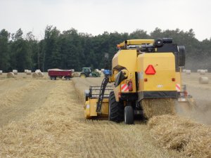 New Holland TC 5040