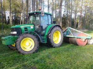 John Deere 6330