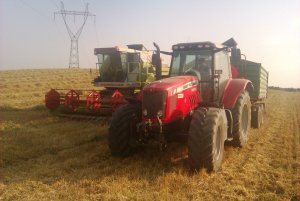 Massey Ferguson 6490 i Claas Dominator 98S