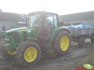 John Deere 6230