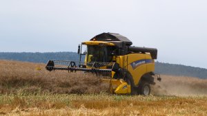 New Holland CX5080