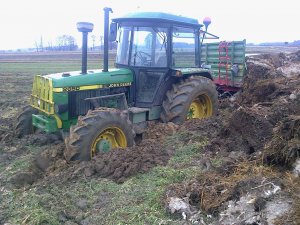 John Deere 2650