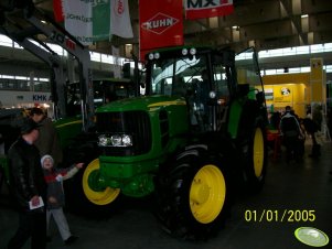 John Deere 6830