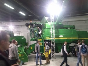 John Deere W540