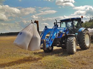 New Holland T6050