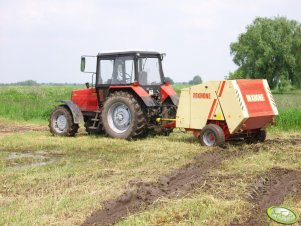 Belarus 820 i Krone KR125