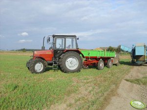 Belarus  820 +  przyczepa D-35