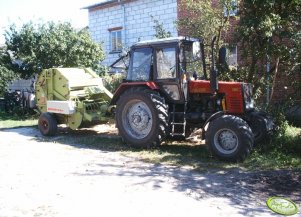 Belarus 820.1 + Claas Rollant 44sp