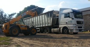 MAN TGX 18.480 & JCB 531-70 Agri