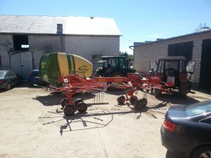 John Deere, Zetor, Kuhn i Krone