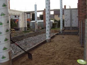 Budowa stołu paszowego