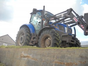 New Holland T5.105