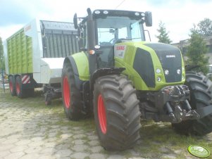 Claas Axion 810