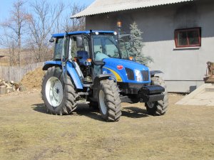 New Holland T5040