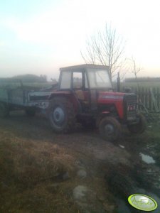 Massey Ferguson 255