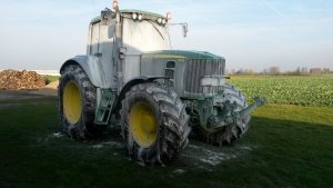 John Deere 6930