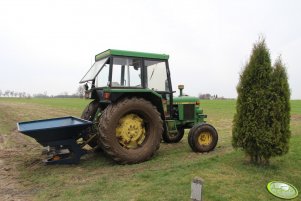 John Deere 2030 + Bogballe BL600