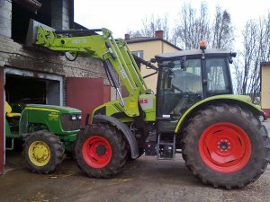 John Deere + Claas