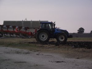 Valtra T191 + Kuhn Master 122