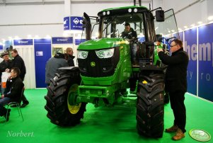 JD 6125M